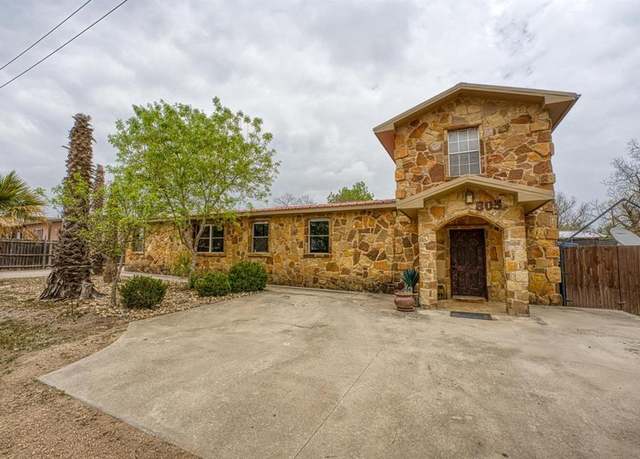 Property at 805 Van Buren Dr, Granite Shoals, TX 78654, 4 beds, 3 baths