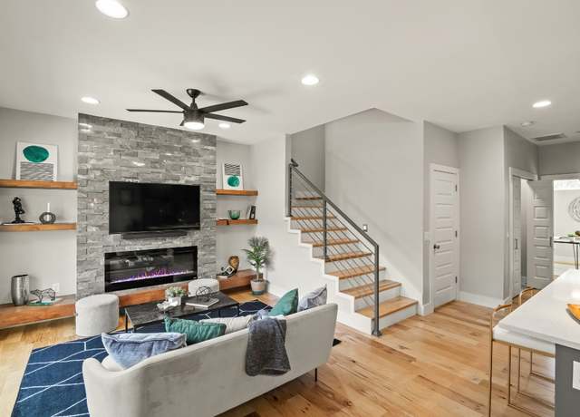 Property at 1179 Springdale Rd Unit B, Austin, TX 78721, 3 beds, 3 baths