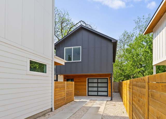 Property at 2813 Prado St #2, Austin, TX 78702, 2 beds, 2.5 baths