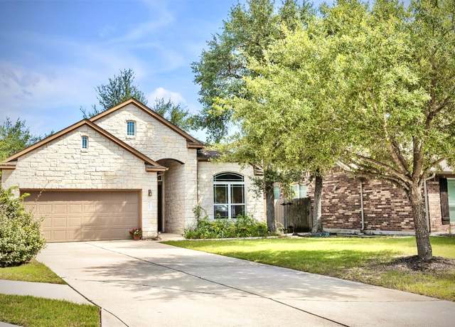 Property at 11813 Rosario Cv, Austin, TX 78739, 4 beds, 2.5 baths