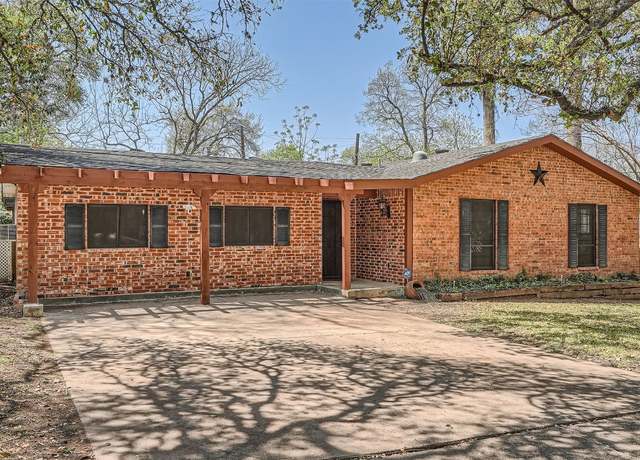 Property at 3108 Matador Dr, Austin, TX 78741, 4 beds, 3 baths