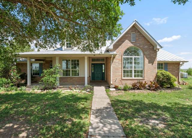Property at 14325 S Turnerville Rd, Buda, TX 78610, 4 beds, 3 baths
