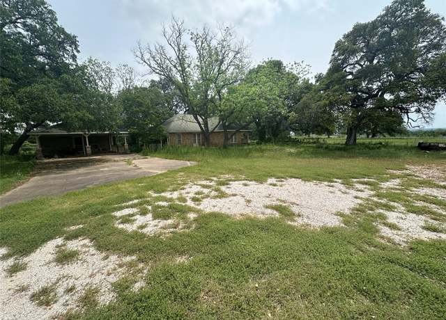 Property at 1300 Tx-29, Bertram, TX 78605, 3 beds, 2 baths