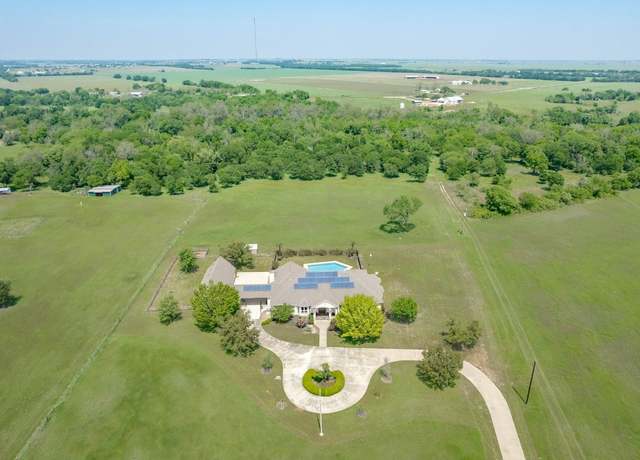 Property at 194 Gabriel Meadows Dr, Hutto, TX 78634, 5 beds, 5 baths