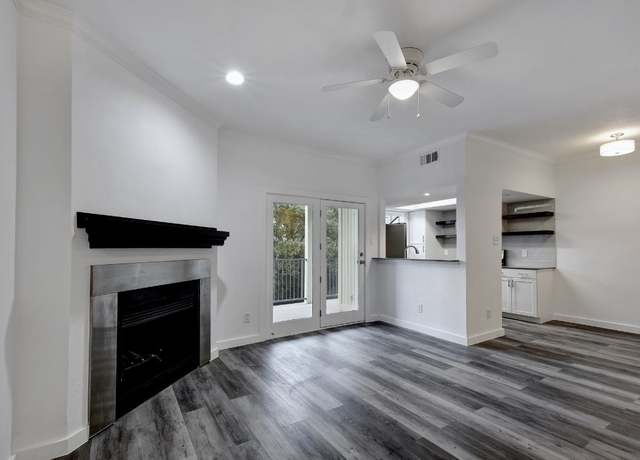 Property at 3840 Far West Blvd #215, Austin, TX 78731, 2 beds, 1 bath