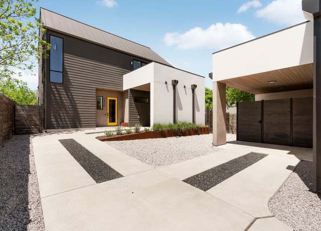 Property at 2402 S 3rd St Unit B, Austin, TX 78704, 2 beds, 2.5 baths