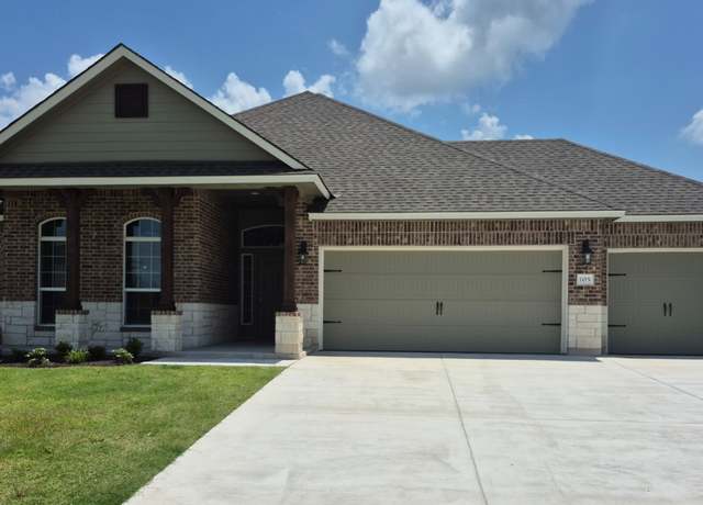 Property at 105 Jana Way, Thorndale, TX 76577, 3 beds, 2.5 baths