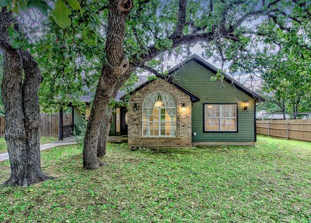 Property at 724 Cypress Ln, Cottonwood Shores, TX 78657, 3 beds, 2 baths