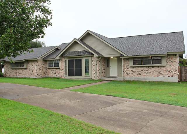 Property at 3616 Arrowhead Cir, Round Rock, TX 78681, 4 beds, 2.5 baths