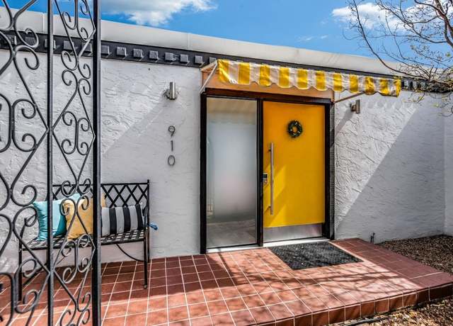 Property at 910 Old Stonehedge St, Austin, TX 78746, 5 beds, 3.5 baths