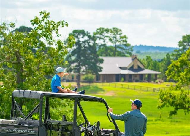 Property at 0000 Gotier Trace Rd, Smithville, TX 78957, 5 beds, 4 baths