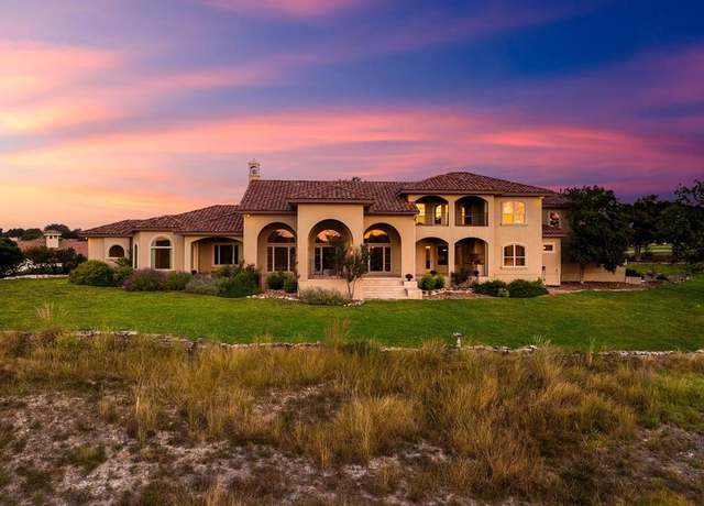 Property at 3722 Club View Ct, Kerrville, TX 78028, 4 beds, 4.5 baths