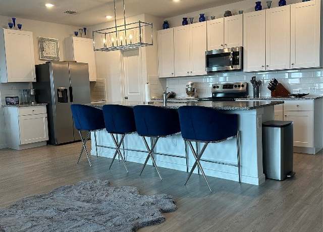 Property at 227 Cordova Xing, Seguin, TX 78155, 4 beds, 3 baths