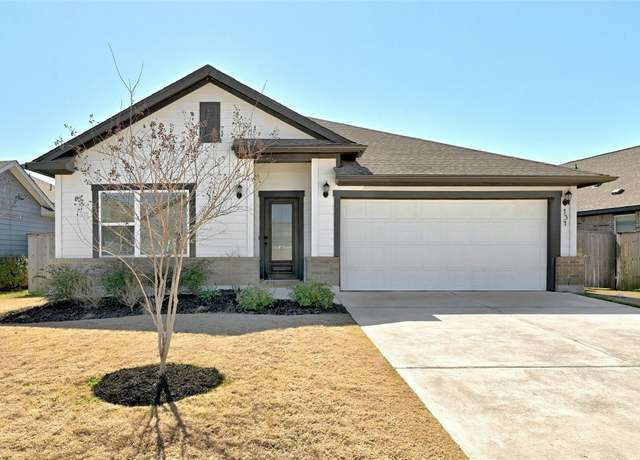 Property at 131 James Rose Ln, Bastrop, TX 78602, 3 beds, 2 baths