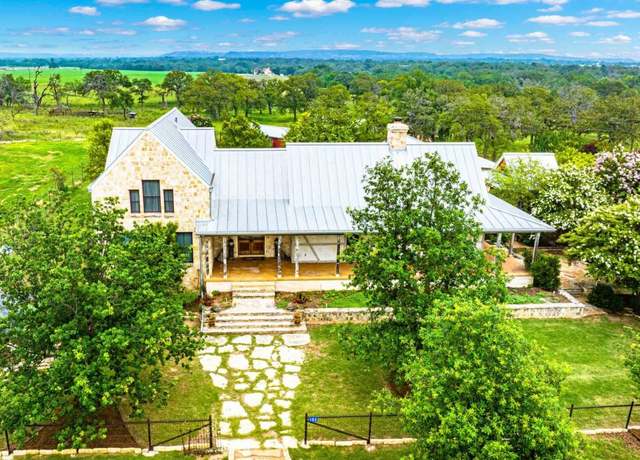 Property at 183 Teton Rd, Fredericksburg, TX 78624
