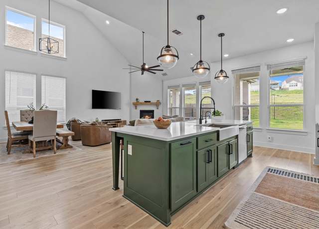 Property at 1016 Willie Ranch Way, Leander, TX 78641, 5 beds, 3 baths