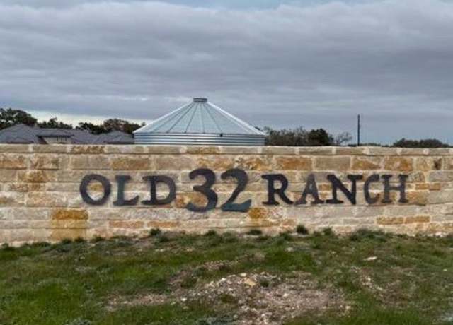 Property at 675 Whiskey Trl, Blanco, TX 78606