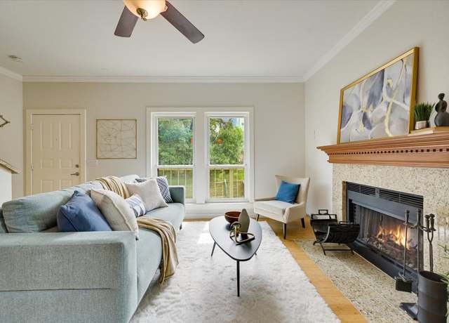 Property at 802 S 1st St #225, Austin, TX 78704, 2 beds, 2.5 baths