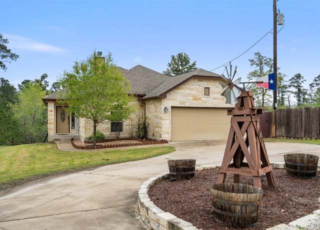 Property at 107 Kou Ct, Bastrop, TX 78602, 3 beds, 2 baths