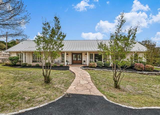 Property at 300 W View Dr, Wimberley, TX 78676, 4 beds, 4.5 baths