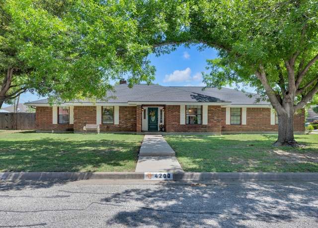 Property at 4200 Timbercrest Dr, Taylor, TX 76574, 3 beds, 2 baths
