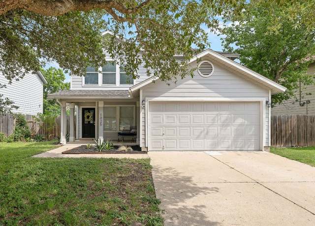 Property at 1025 Canterbury Trl, Georgetown, TX 78626, 3 beds, 2.5 baths