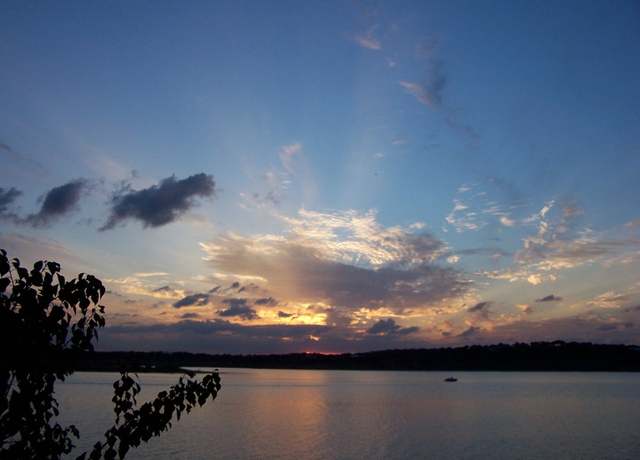 Property at 742 Park Shrs, Canyon Lake, TX 78133
