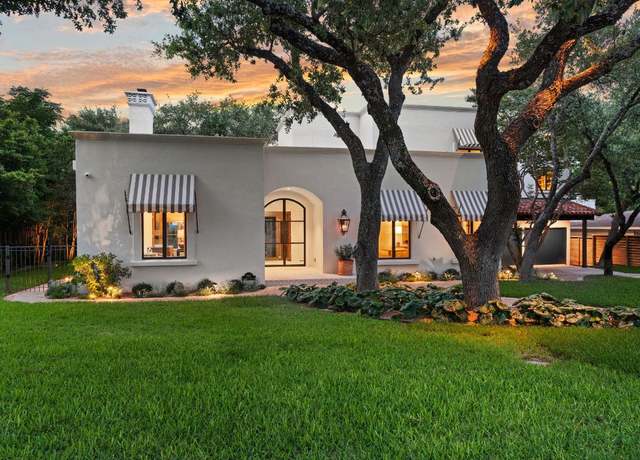 Property at 4622 Lake View Dr, Austin, TX 78731, 4 beds, 3.5 baths