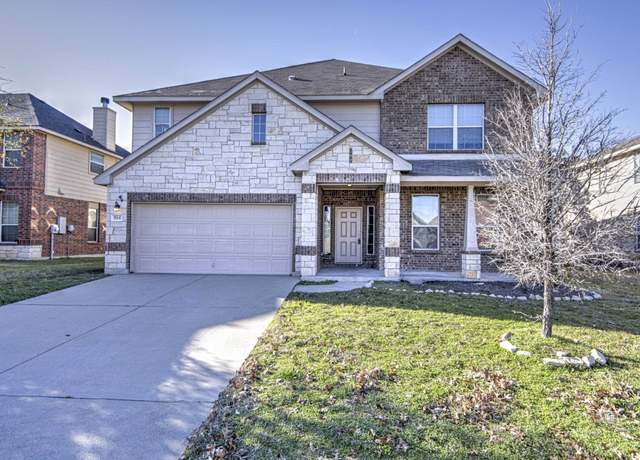 Property at 814 Red Fern Dr, Harker Heights, TX 76548, 6 beds, 3.5 baths