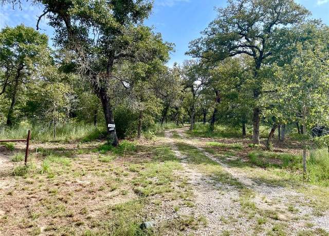 Property at 240 Capote Oaks Dr, Seguin, TX 78155