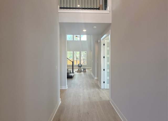 Property at 1433 Purple Petunia Ln, Georgetown, TX 78628, 4 beds, 3 baths