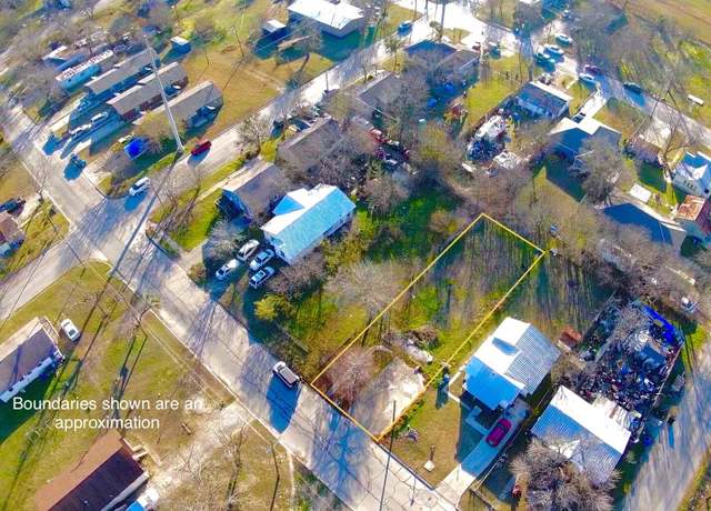 Property at 404 Sturgis St, Taylor, TX 76574