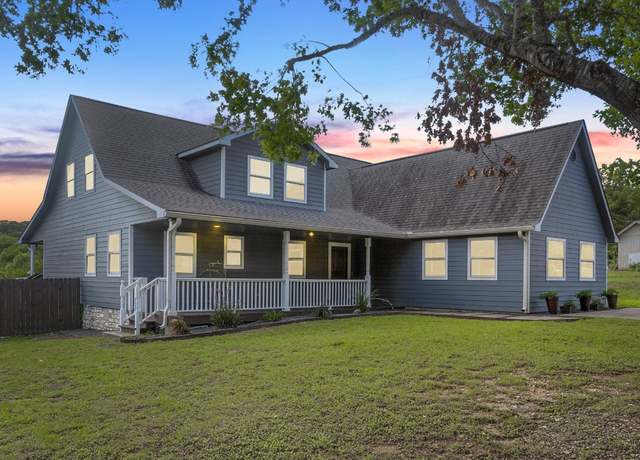 Property at 12705 Burson Dr, Manchaca, TX 78652, 4 beds, 3.5 baths