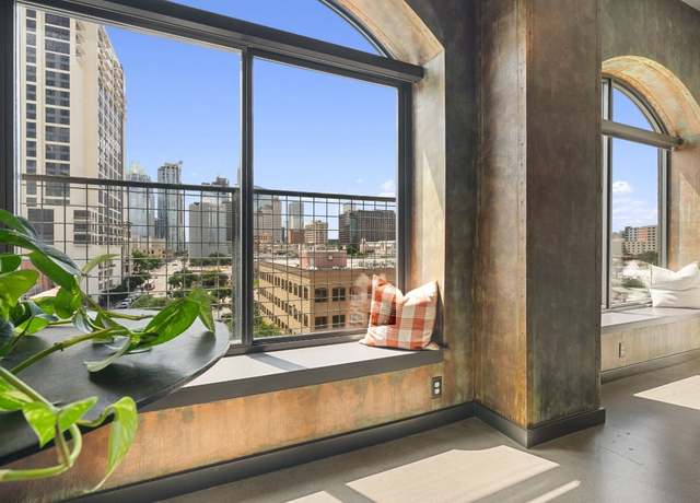 Property at 507 Sabine St #605, Austin, TX 78701, 2 beds, 2 baths