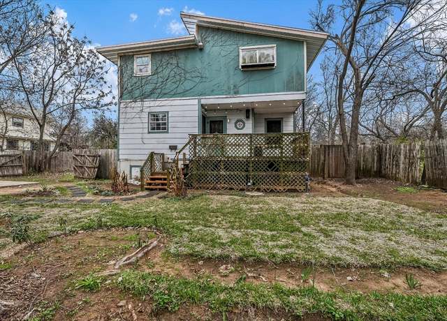Property at 206 M L K Dr Unit B, Elgin, TX 78621, 4 beds, 3 baths