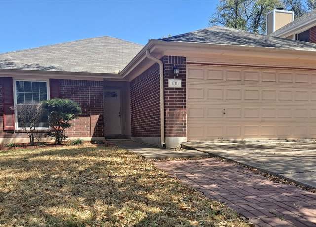Property at 17111 Copperhead Dr, Round Rock, TX 78664, 4 beds, 2 baths