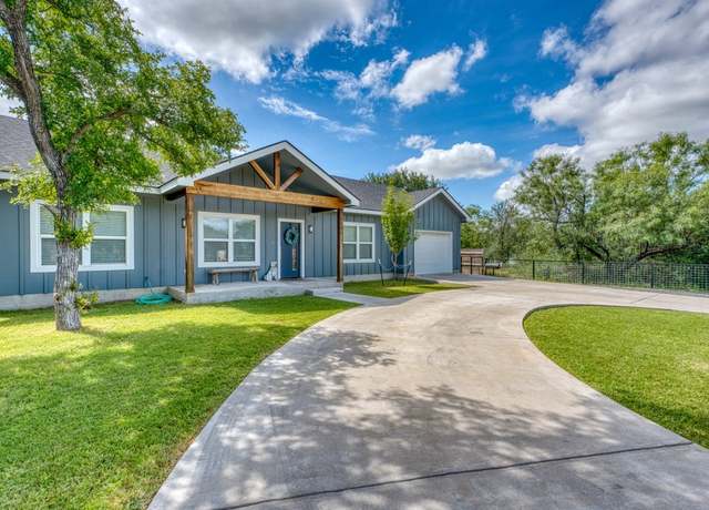 Property at 1306 Prairie Creek Dr, Marble Falls, TX 78654, 3 beds, 2 baths