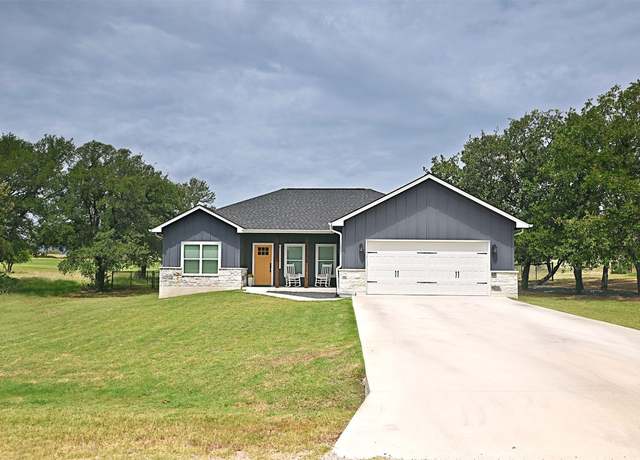 Property at 367 Chesterfield Dr, Kingsland, TX 78639, 3 beds, 2 baths