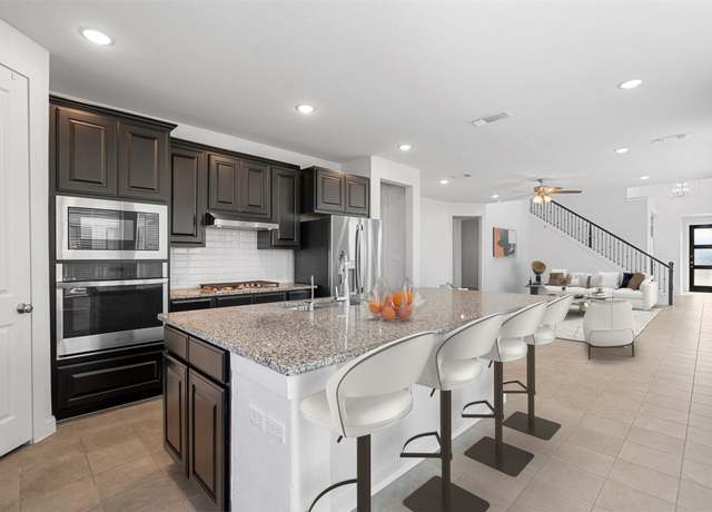 Property at 121 Rangel Dr, Liberty Hill, TX 78642, 5 beds, 3 baths