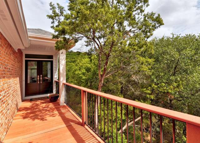 Property at 6706 Fort Davis Cv, Austin, TX 78731, 5 beds, 4.5 baths