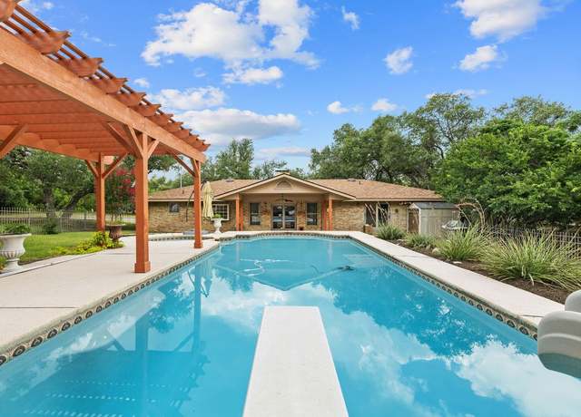 Property at 1204 Oak Hollow Dr, Leander, TX 78641, 3 beds, 2 baths