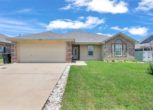 Property at 3201 Briscoe Dr, Killeen, TX 76549, 4 beds, 2 baths