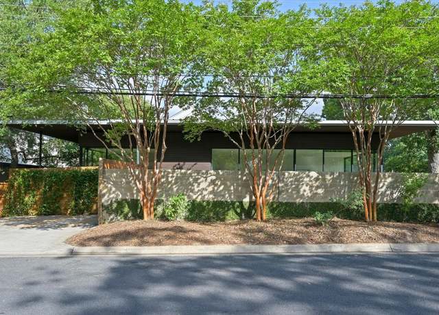 Property at 2601 W 8th St, Austin, TX 78703, 2 beds, 2 baths