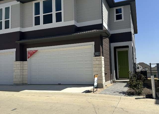 Property at 1020 Vista View Dr #902, Georgetown, TX 78626, 3 beds, 2.5 baths