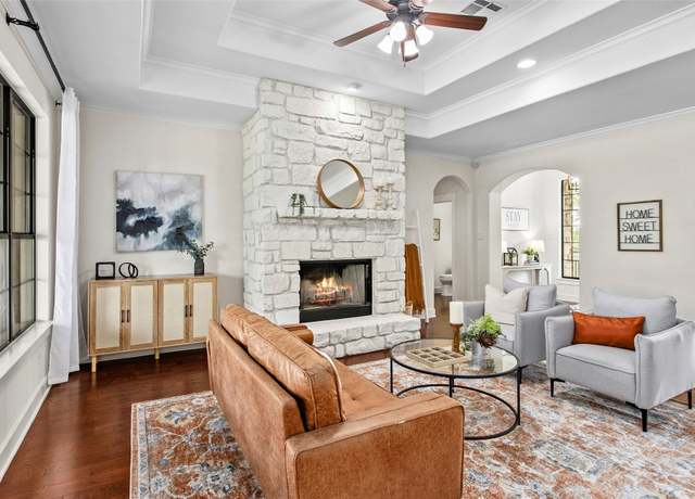 Property at 400 Chama Trce, Dripping Springs, TX 78620, 3 beds, 2.5 baths