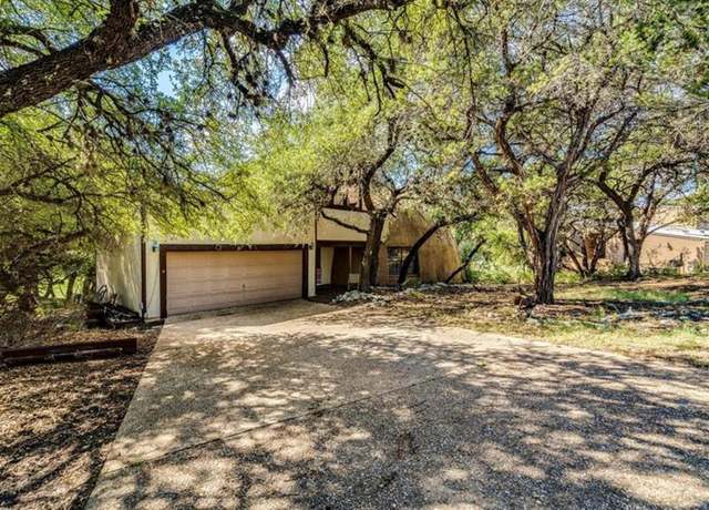 Property at 18501 N Venture Dr, Point Venture, TX 78645, 3 beds, 3 baths