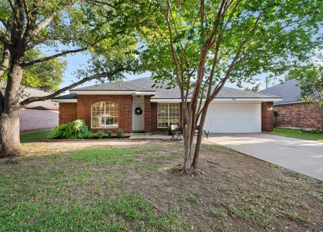 Property at 7806 Vail Valley Dr, Austin, TX 78749, 3 beds, 2 baths