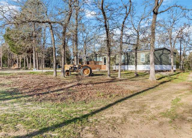 Property at 116 Bilmar St, Elgin, TX 78621, 5 beds, 3 baths
