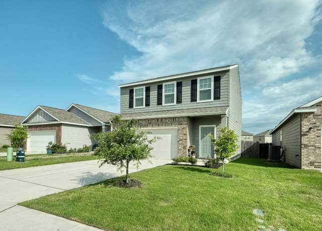 Property at 220 Wonderful Life Way, Jarrell, TX 76537, 3 beds, 2.5 baths
