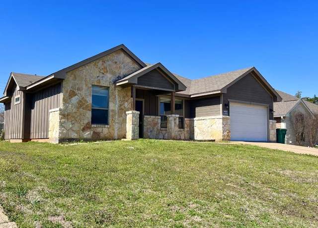 Property at 112 Flat Creek Dr, Robinson, TX 76706, 3 beds, 2 baths